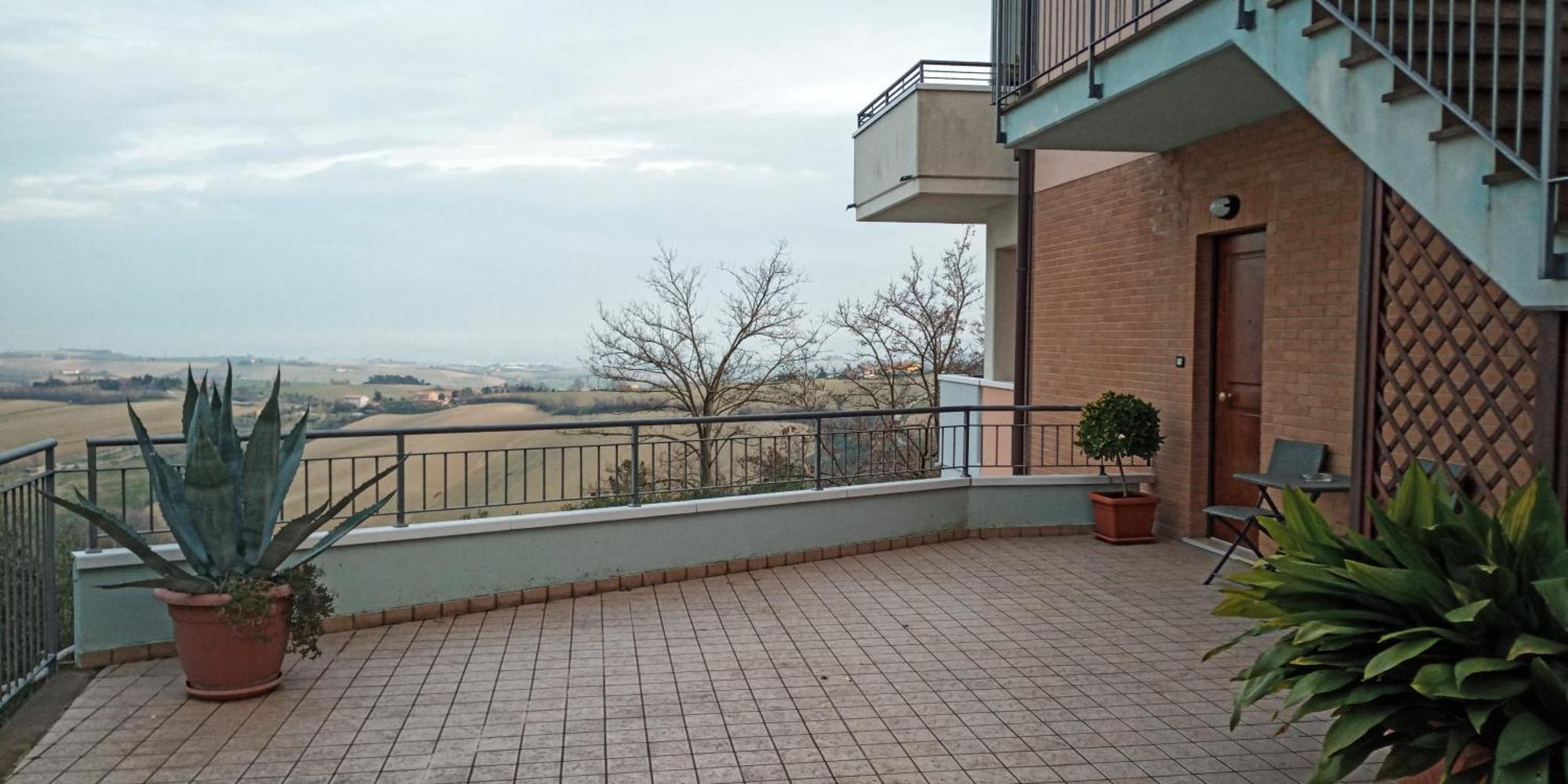 Appartamento Che Vista! Affittacamere Mombaroccio Exterior foto